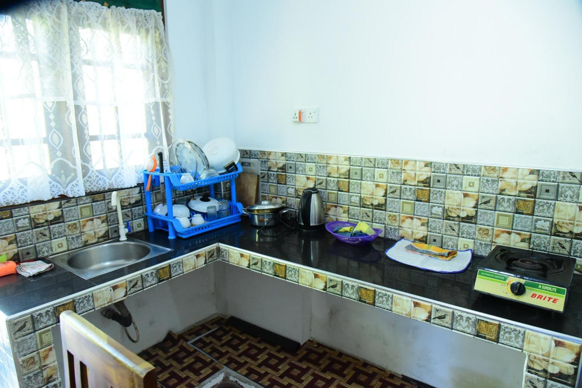 Sun Ground Villa Hikkaduwa Bagian luar foto